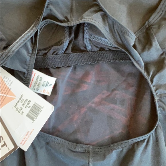 TYR one piece swim suit NWT - Picture 9 of 9